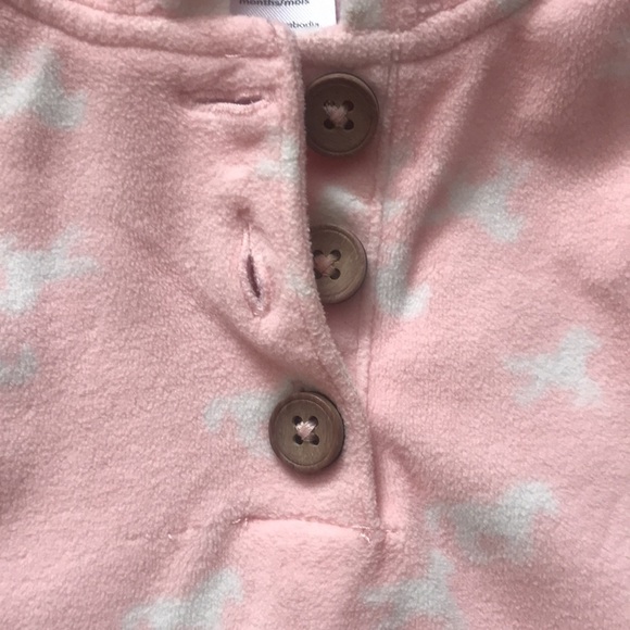 ⭐️5/$10⭐️ Carter’s Baby girl hoodie adorable horses 3M ⭐️ - Picture 3 of 4
